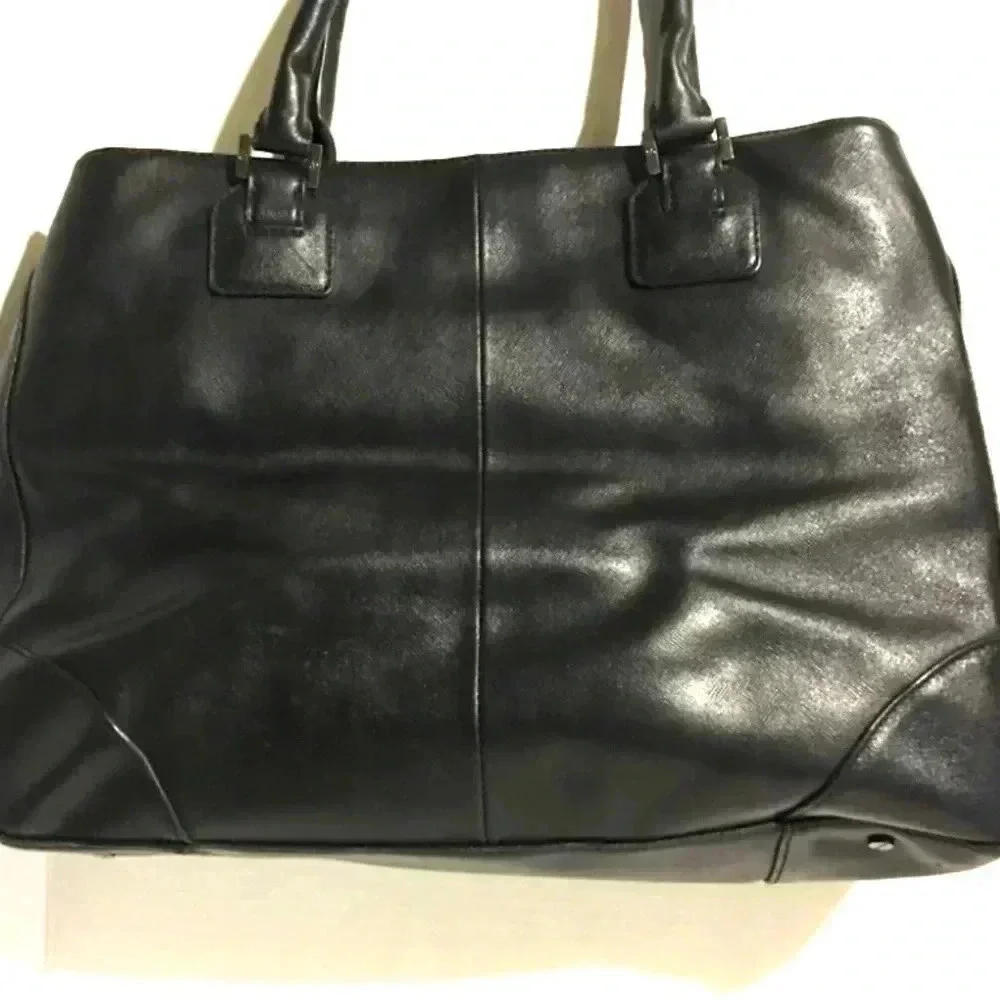 Tory Burch black saffiano leather shoulder handbag